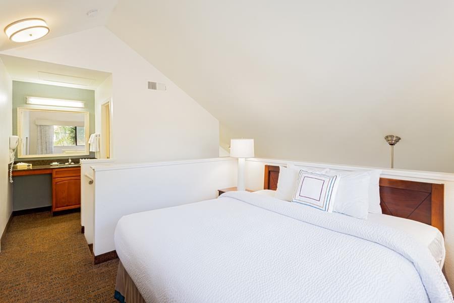 CLEMENTINE HOTEL & SUITES ANAHEIM photo 1