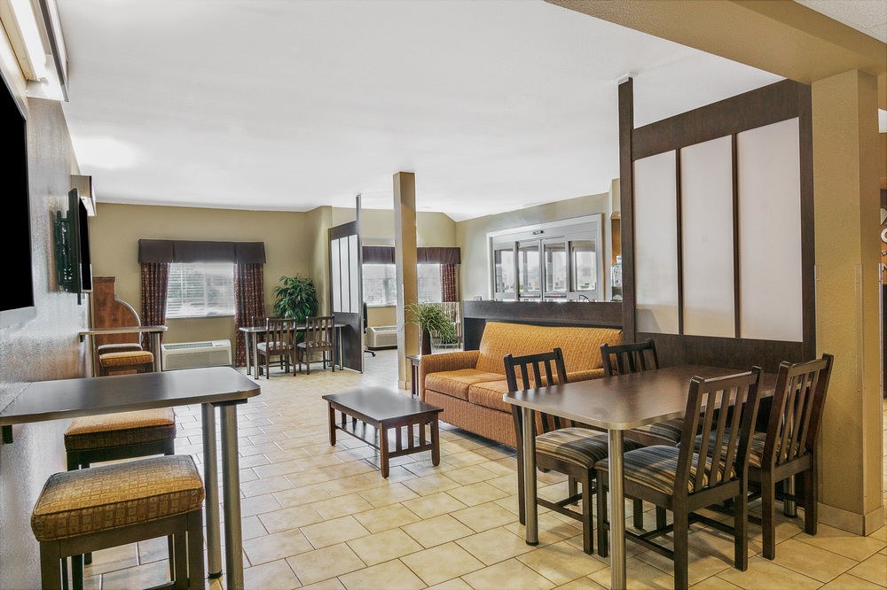 Microtel Inn And Suites By Wyndham Austin Airport photo 1