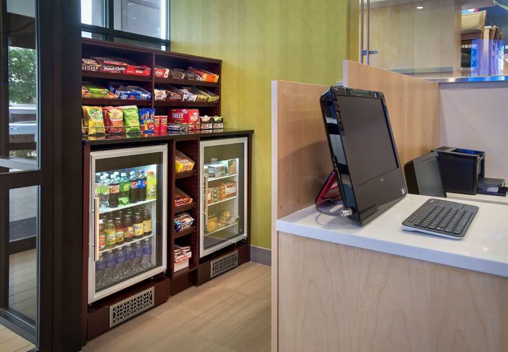 Fairfield Inn New York LaGuardia Airport/Astoria photo 3