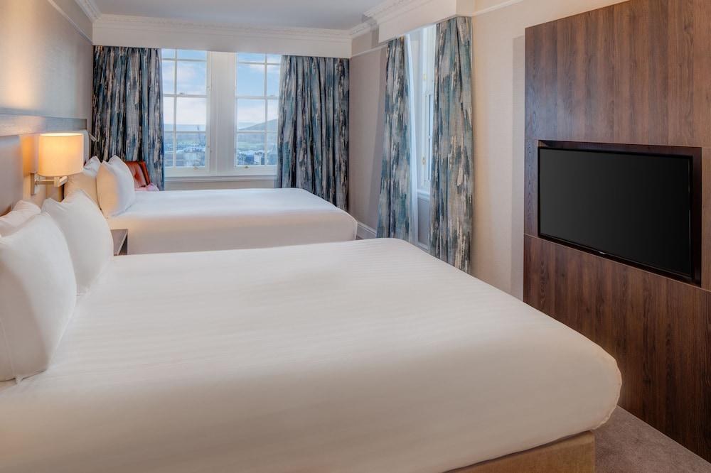 Hilton Edinburgh Carlton photo 3
