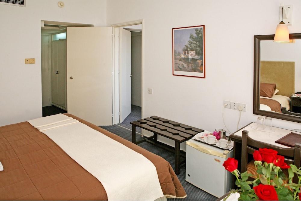 NAVARRIA HOTEL photo 4