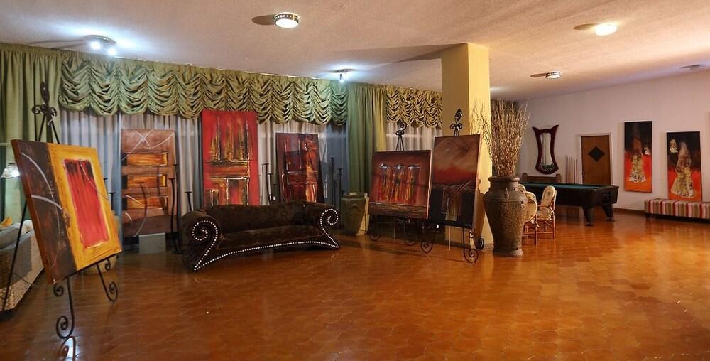SYLVA HOTEL photo 2