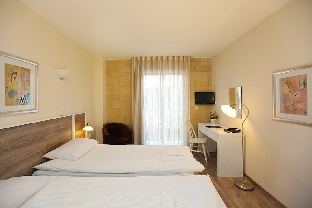 CENTRUM HOTEL photo 4
