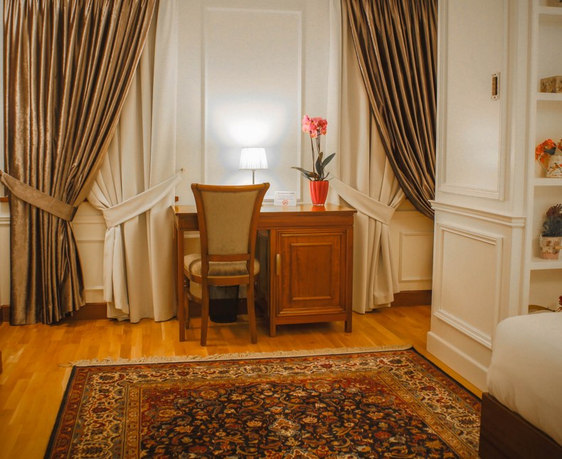 OPERA photo 3