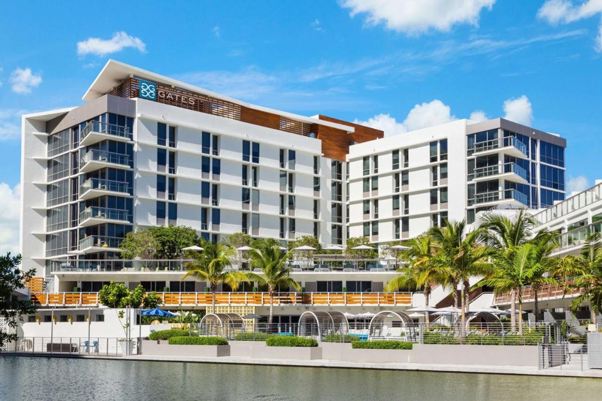 The Gates Hotel South Beach - a DoubleTree by Hilton photo 2