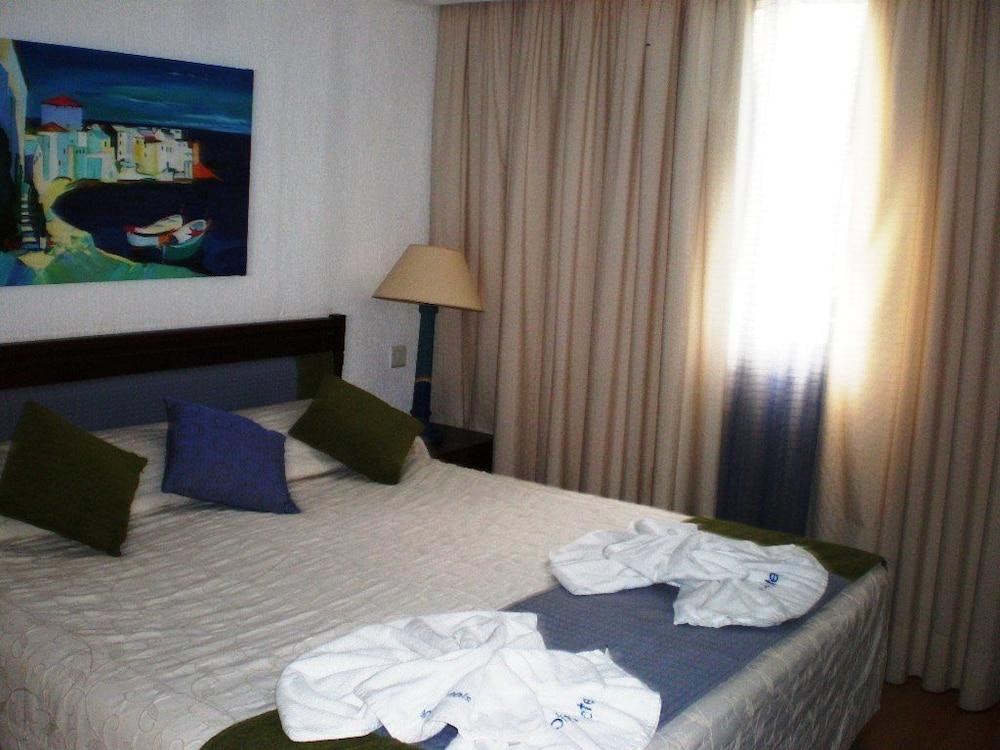 PAPHOS GARDENS HOLIDAY RESORT photo 2
