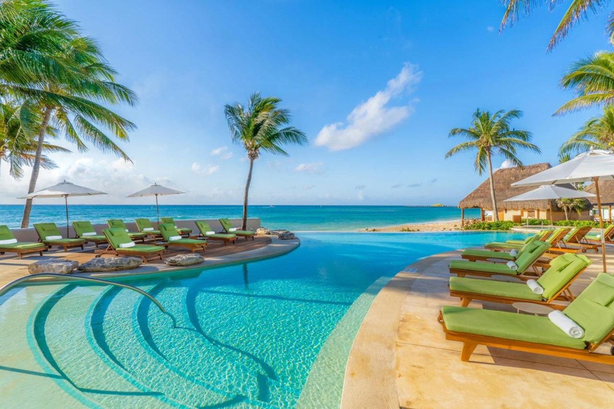 MAHEKAL BEACH RESORT