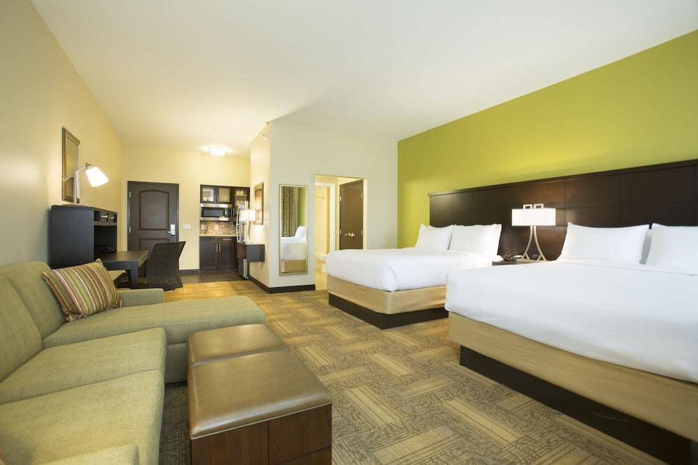 STAYBRIDGE SUITES ORLANDO AT SEAWORLD photo 3