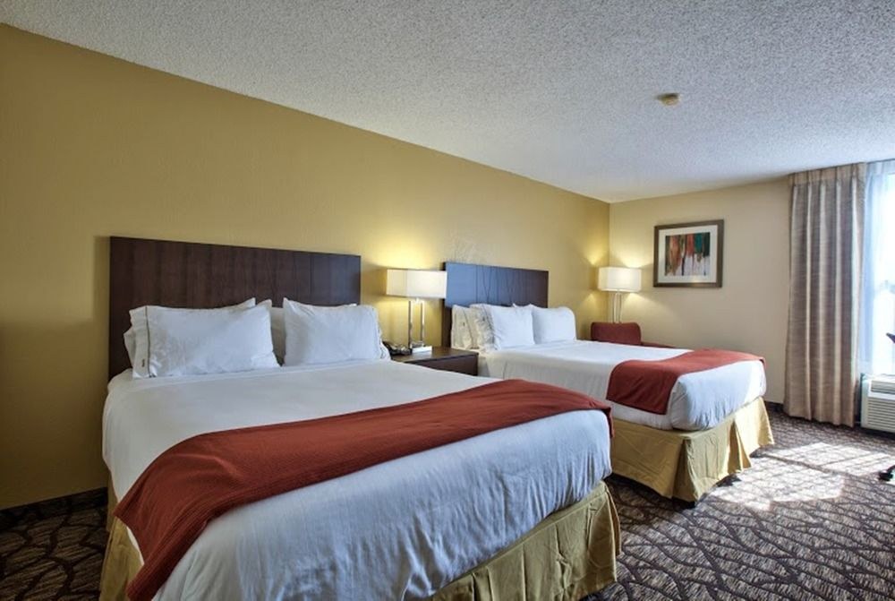 HOLIDAY INN EXPRESS TALLAHASSEE - I-10 E photo 1