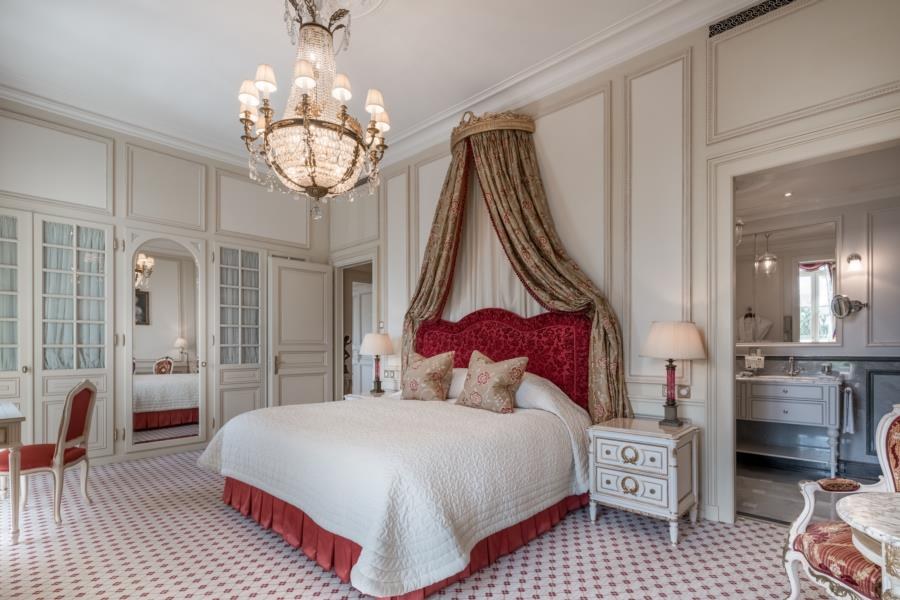 BEAU RIVAGE GENEVE