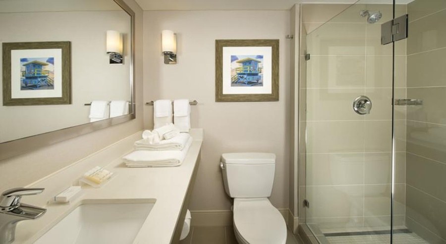 HILTON GARDEN INN MIAMI SOUTH BEACH ROYAL POLO photo 3