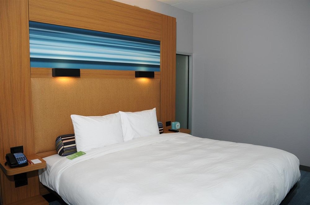 ALOFT CLEVELAND DOWNTOWN photo 2