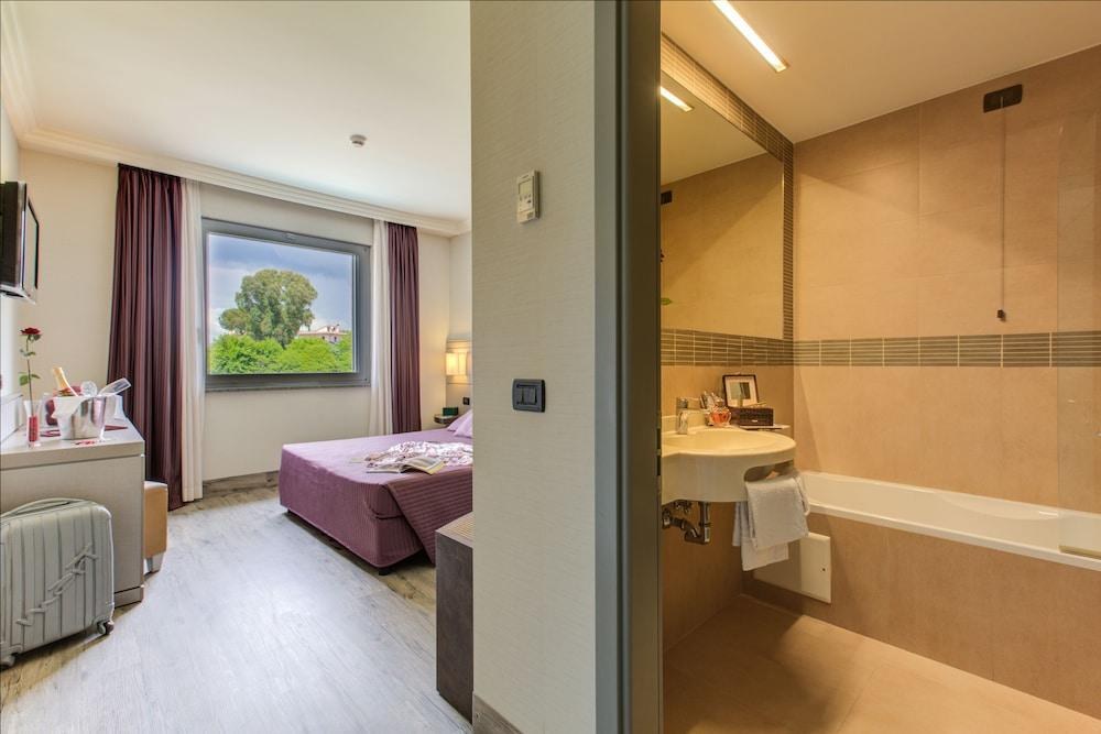 ARDEATINA PARK HOTEL photo 3