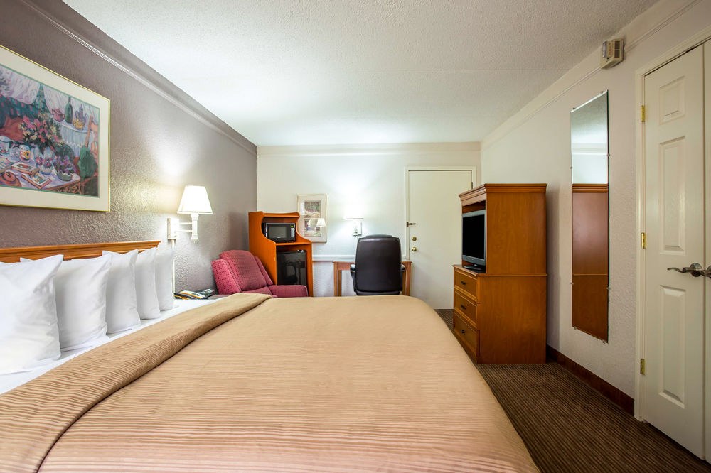 Quality Inn & Suites Charlotte Airport