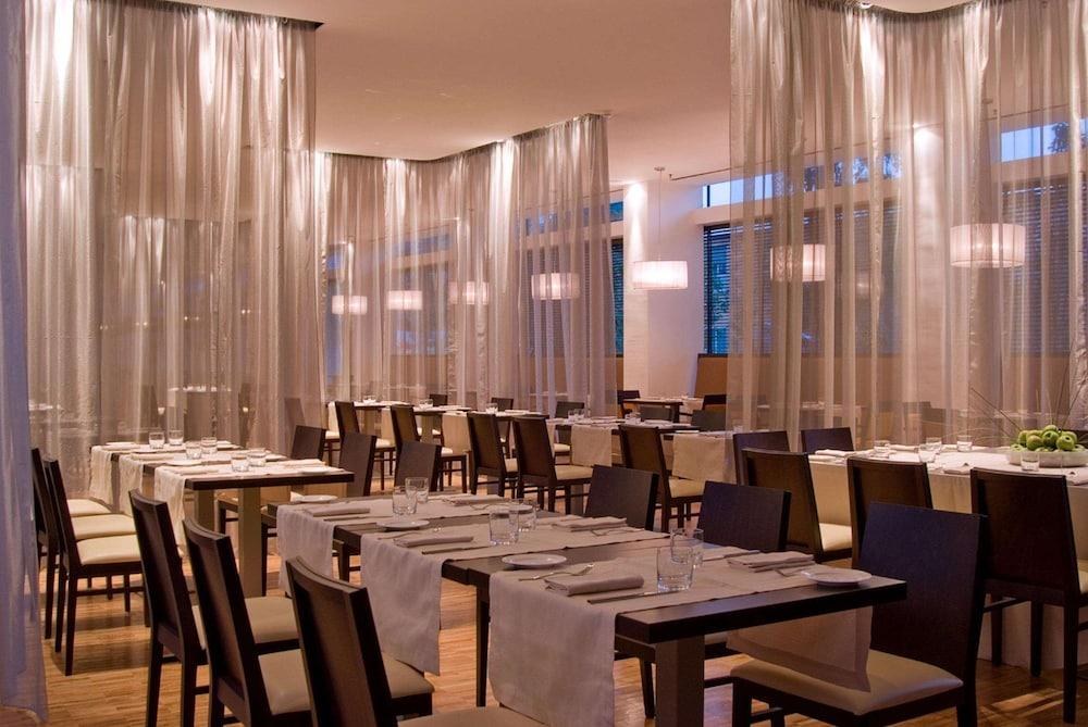 DOUBLETREE BY HILTON MILAN photo 2