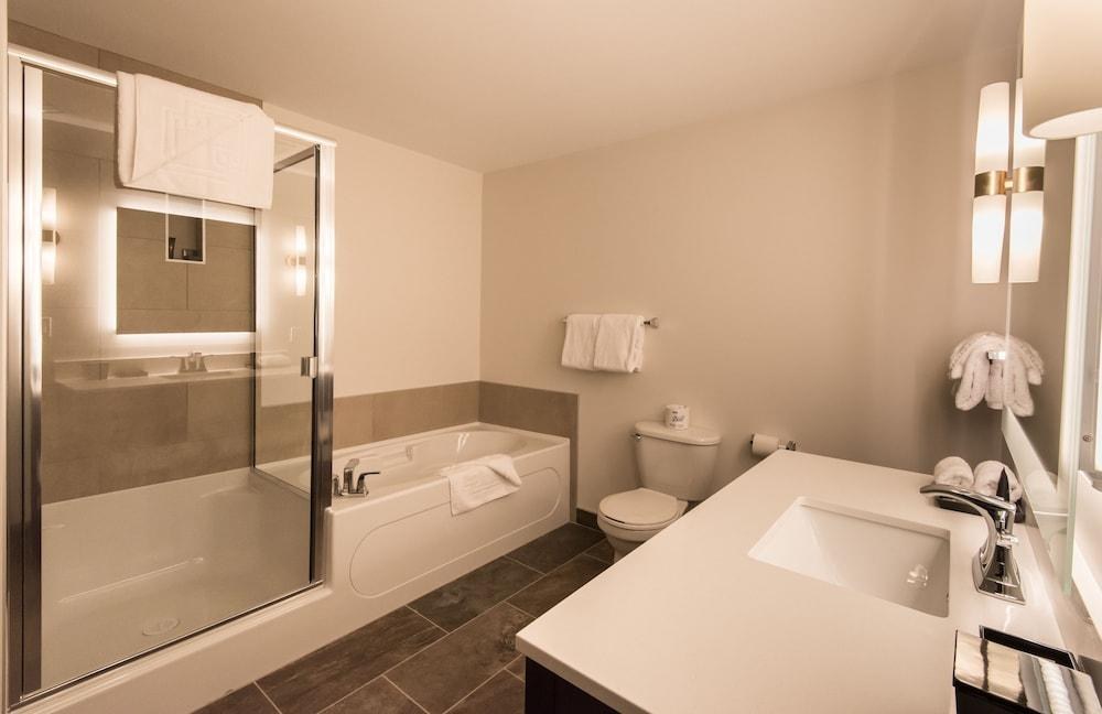 EDGEWATER HOTEL photo 4