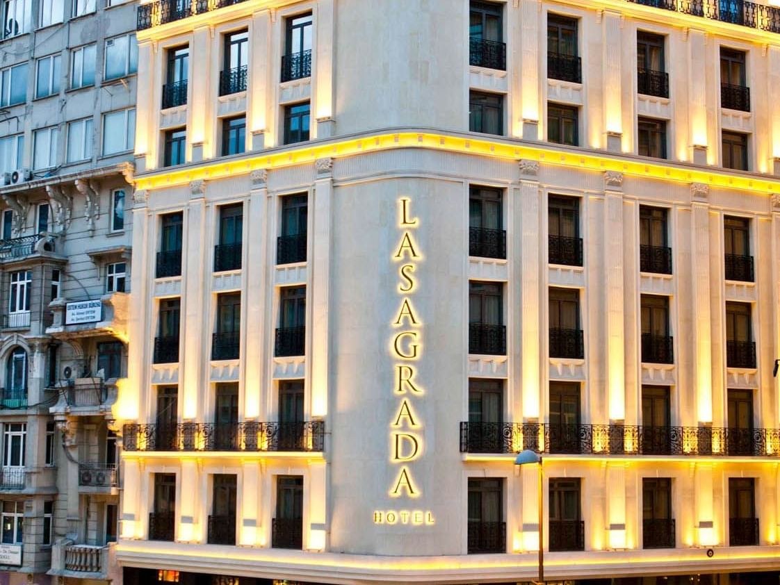 LASAGRADA HOTEL