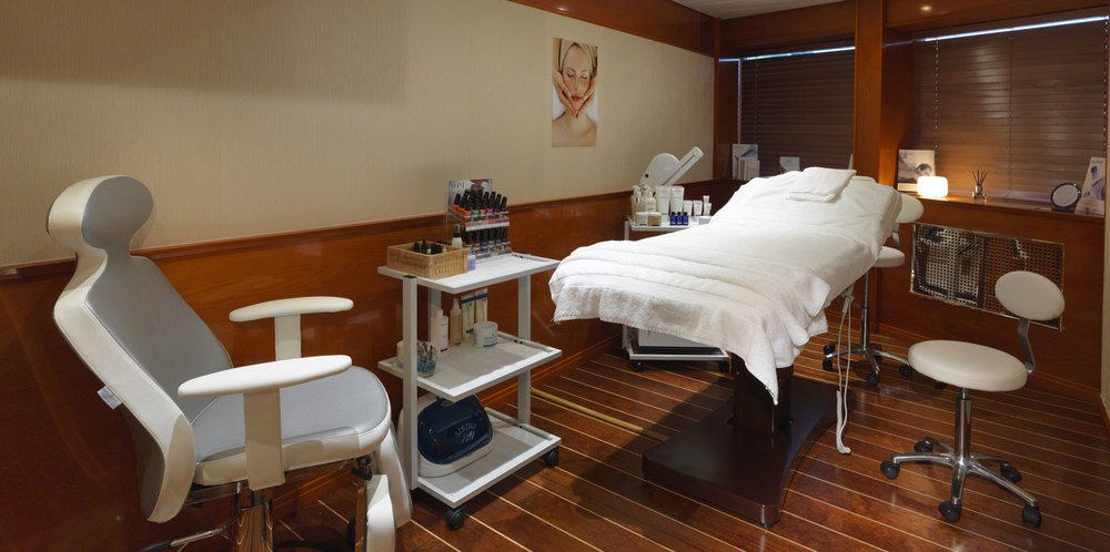 SUNBORN YACHT LONDON HOTEL photo 4