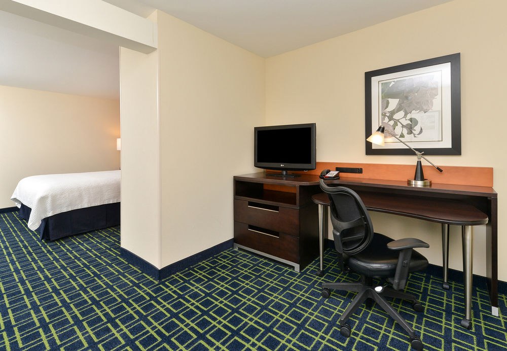 Fairfield Inn & Suites Cedar Rapids photo 2