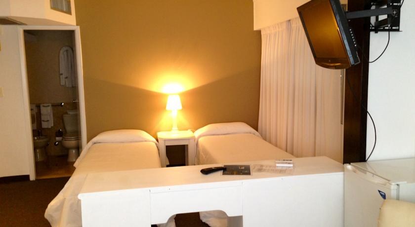 HOTEL CASTILLA photo 1