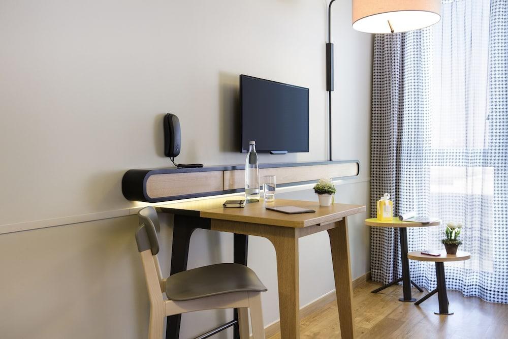 APTS ADAGIO ACCESS LA DEFENSE PUTEAUX photo 3