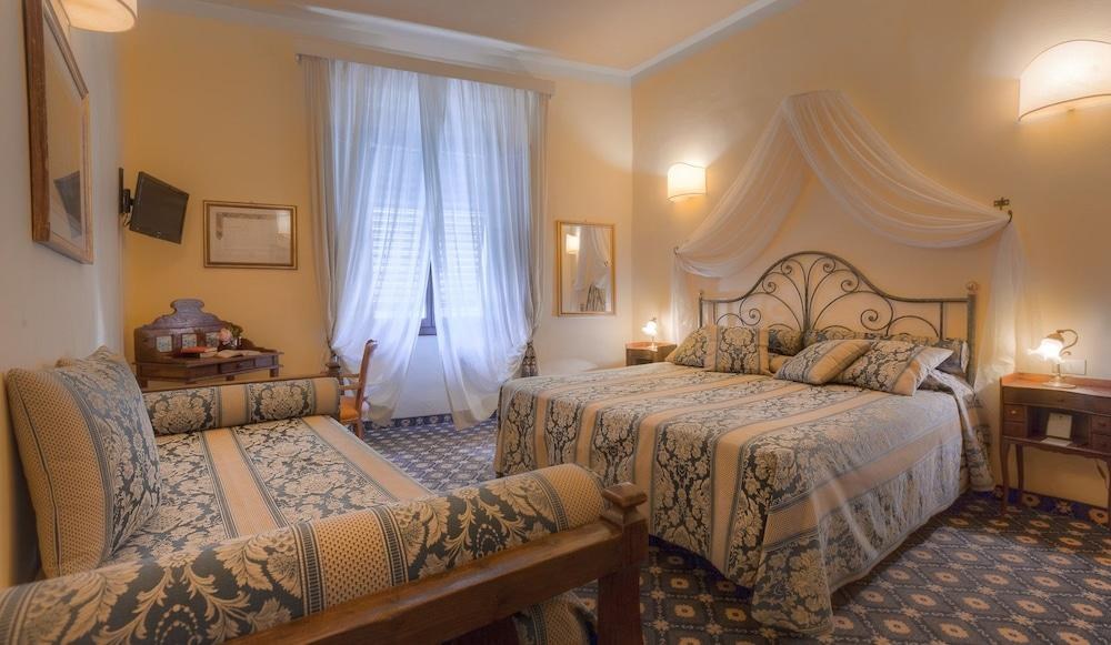 HOTEL PALAZZO DAL BORGO photo 2