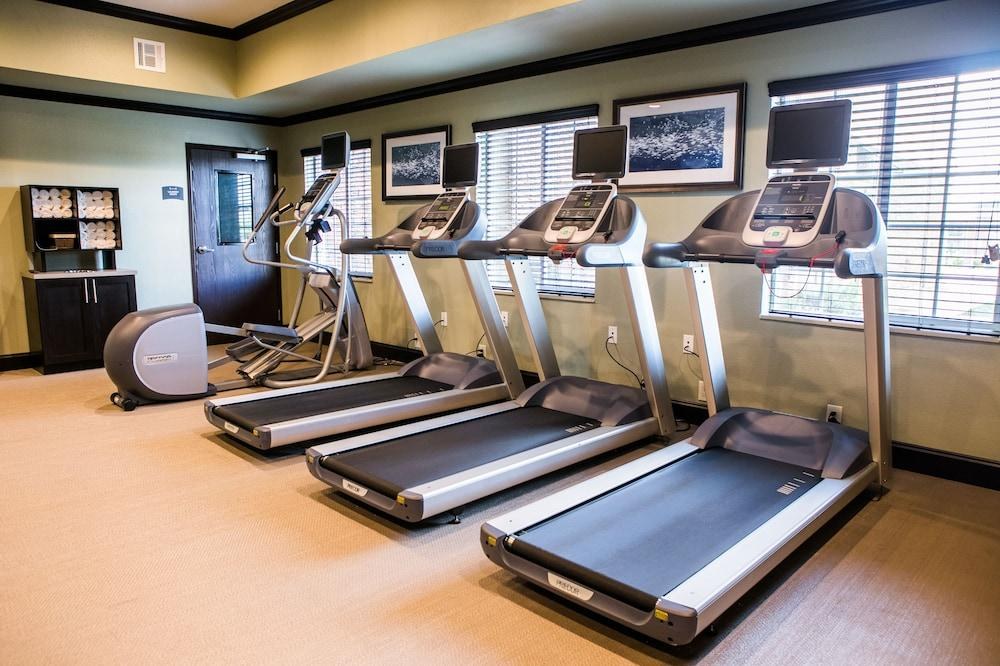 Staybridge Suites Austin North - Parmer Lane photo 2