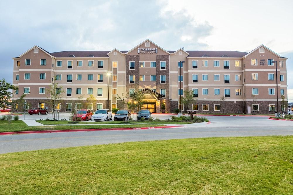 Staybridge Suites Austin North - Parmer Lane photo 3