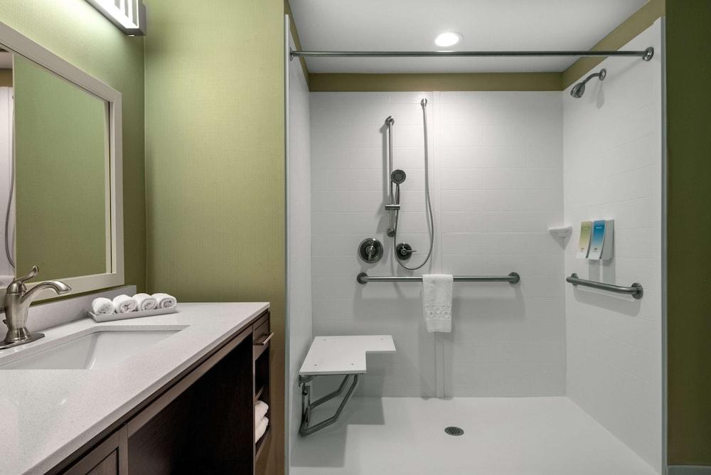 Home2 Suites by Hilton Charlotte University Research Park photo 3