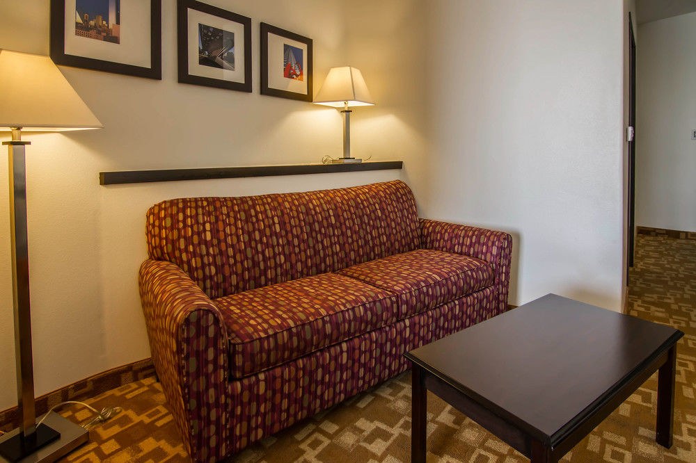 Comfort Suites West Dallas - Cockrell Hill photo 1