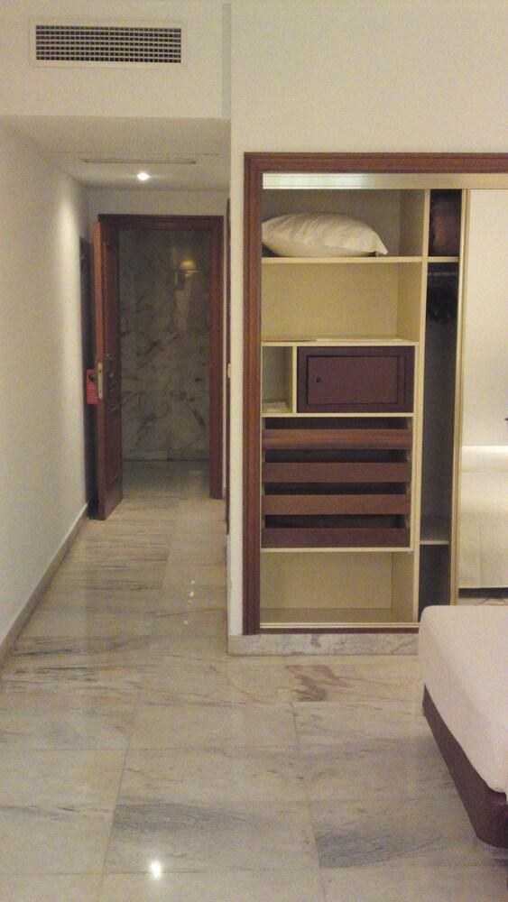 Hotel Turia Valencia photo 4