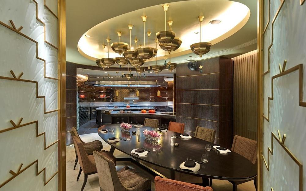 RAFFLES ISTANBUL photo 2