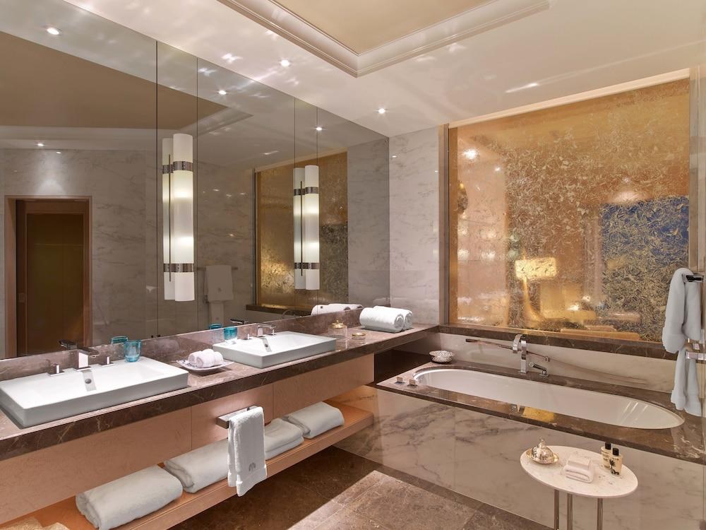 RAFFLES ISTANBUL photo 4