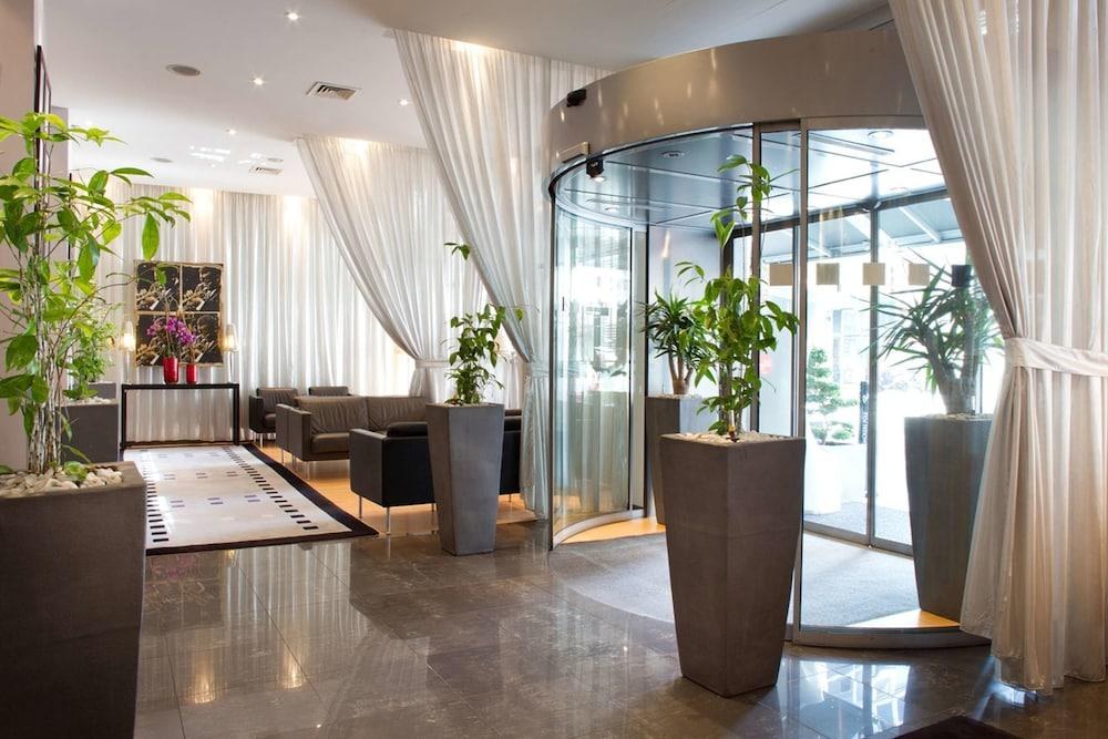AUTEUIL MANOTEL photo 4