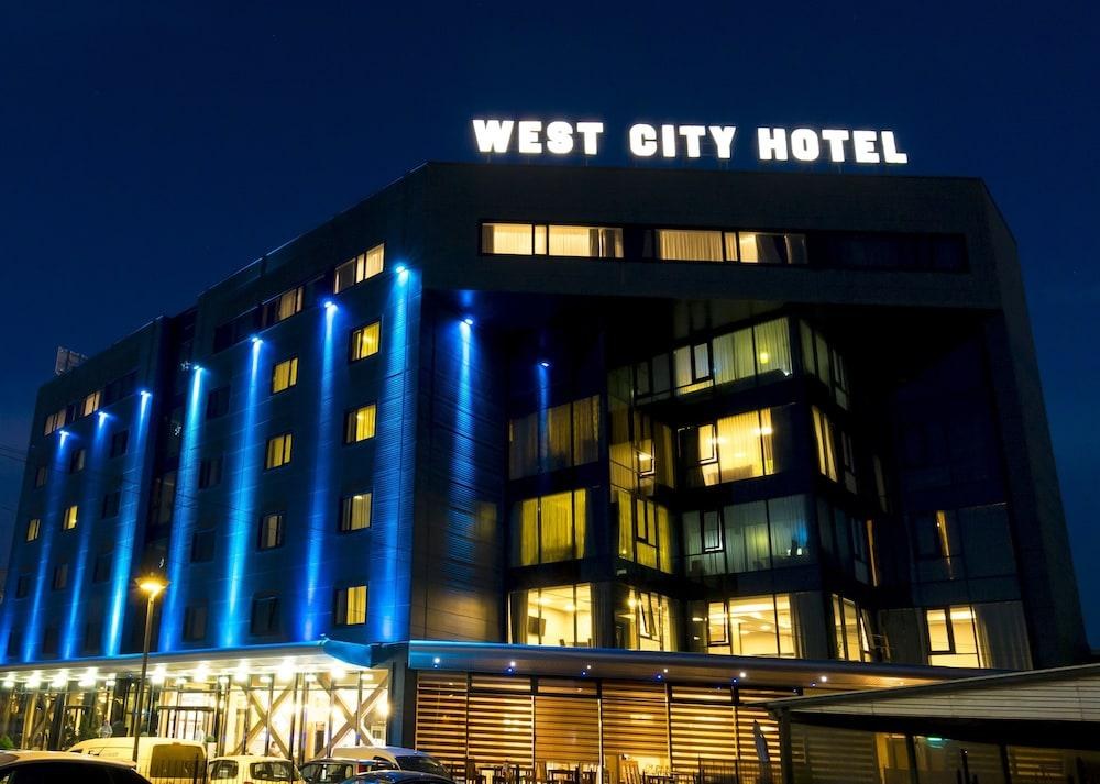 WEST CITY HOTEL photo 4