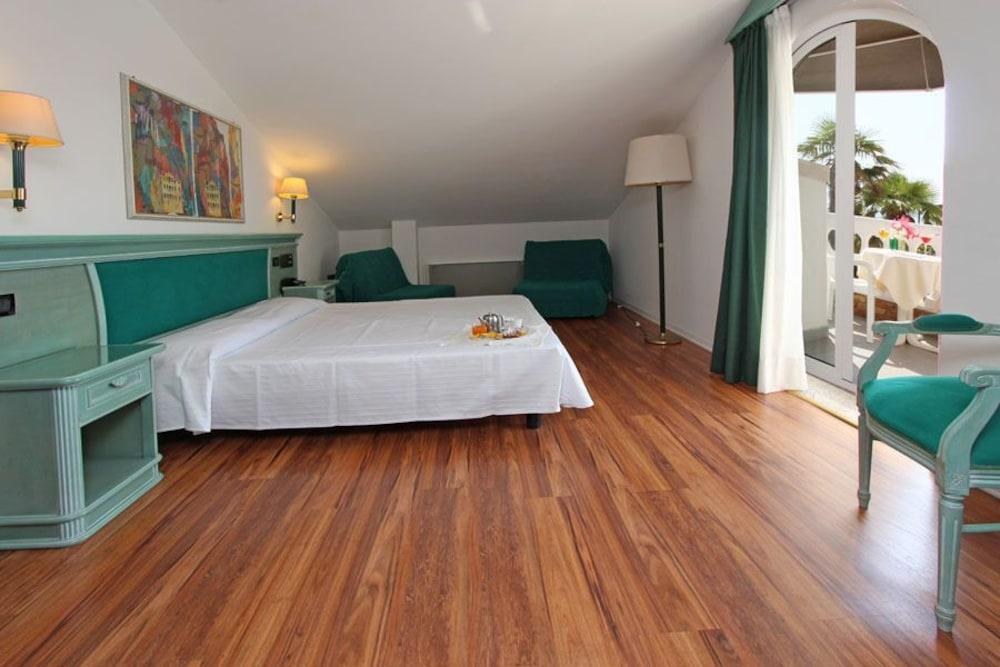 Park Hotel Cellini photo 3