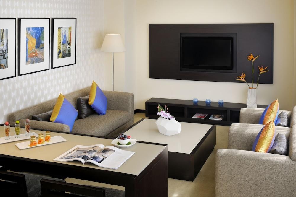 Hues Boutique Hotel photo 2