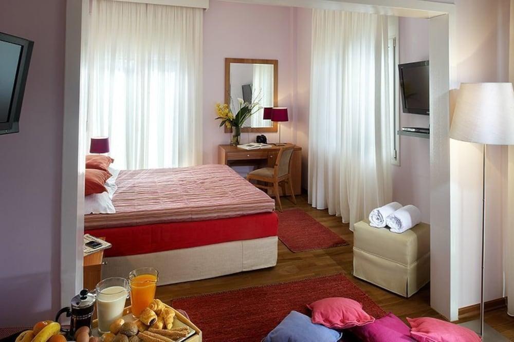 PEFKA HOTEL photo 3