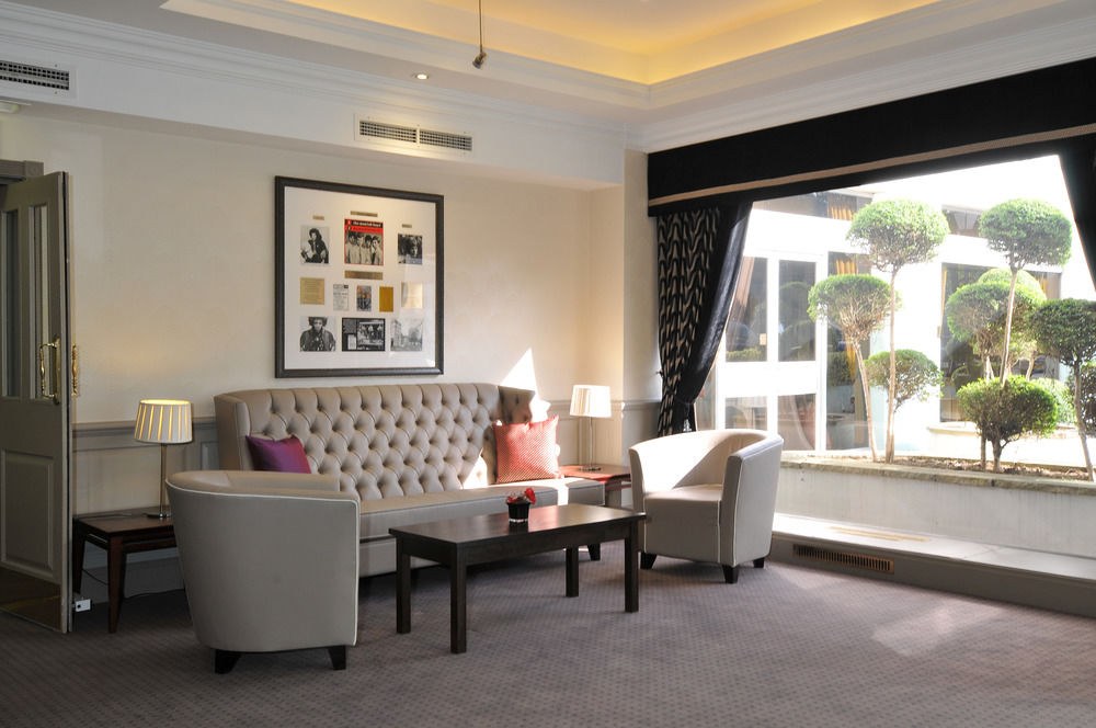 THE BROMLEY COURT HOTEL photo 1