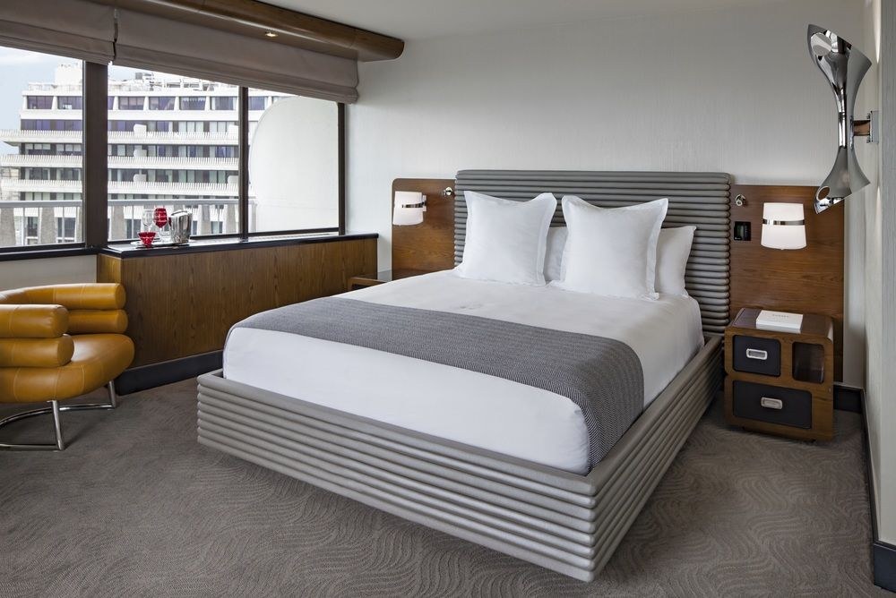 THE WATERGATE HOTEL