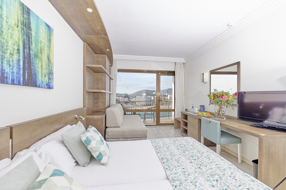 LEONARDO ROYAL HOTEL MALLORCA photo 2