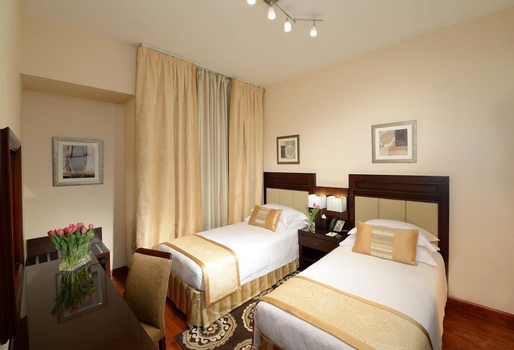 GRAND MILLENNIUM DUBAI photo 2