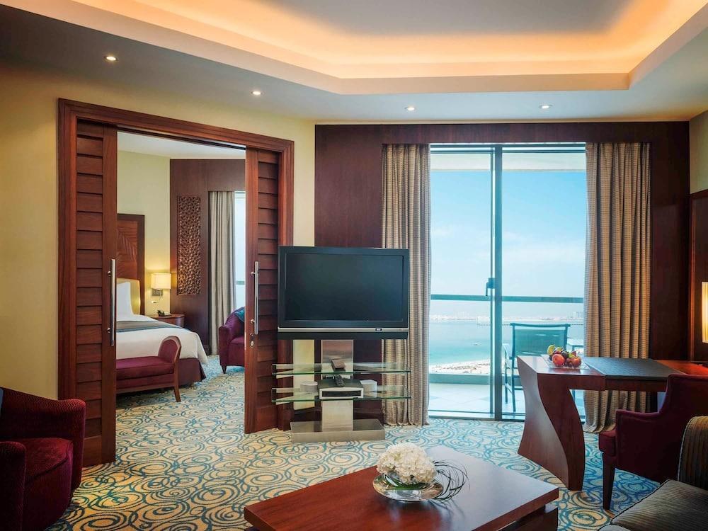 SOFITEL DUBAI JUMEIRAH BEACH photo 4