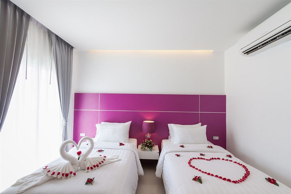 Tuana Patong Holiday Hotel