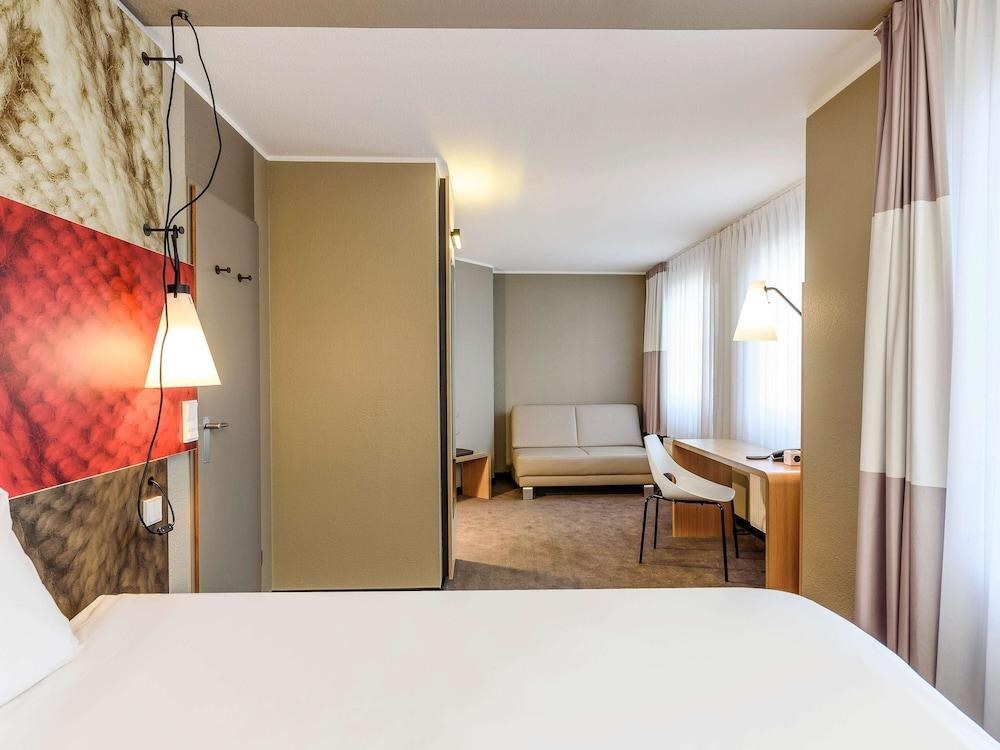 IBIS FRANKFURT CENTRUM photo 2