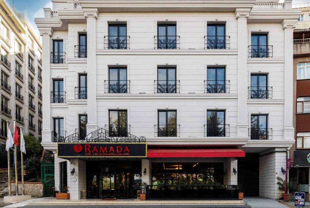 RAMADA HOTEL & SUITES ISTANBUL GOLDEN HORN