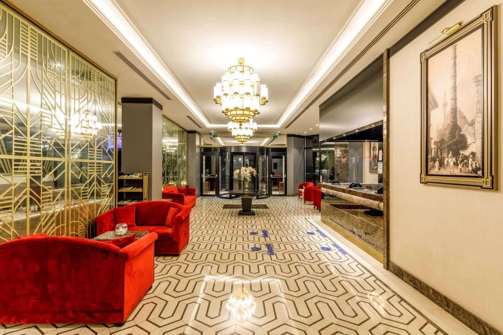 RAMADA HOTEL & SUITES ISTANBUL GOLDEN HORN photo 2