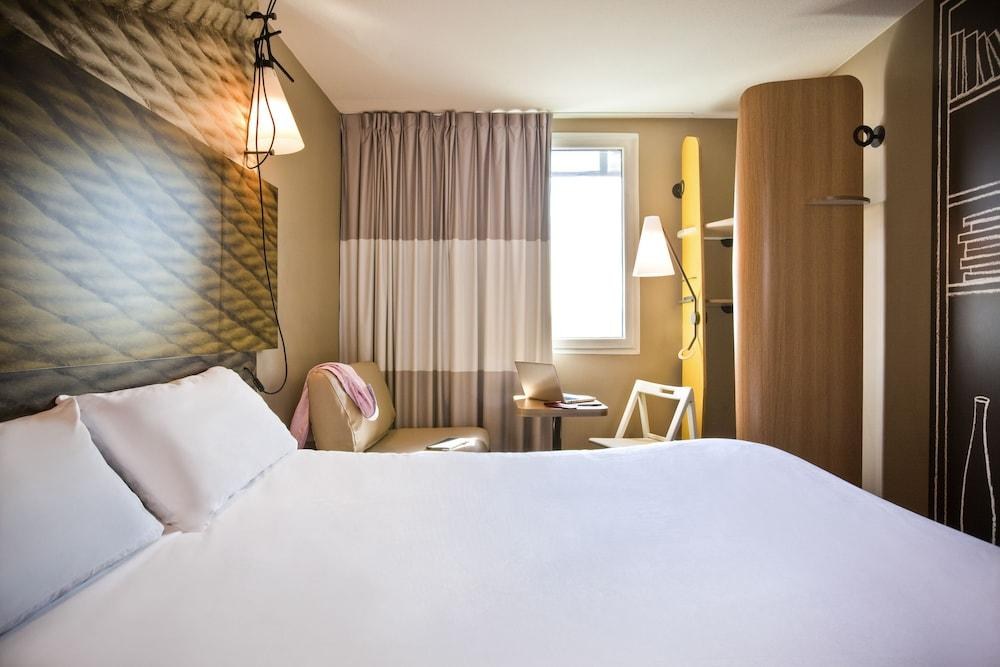 IBIS PARIS LA DEFENSE COURBEVOIE photo 3