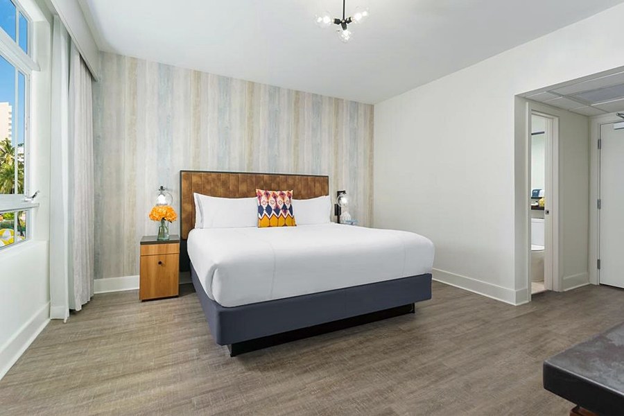 Kenmore Village Hotel, South Beach photo 4
