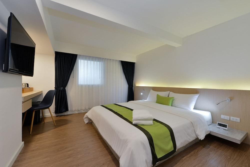 ICHECK INN SUKHUMVIT 19 photo 2